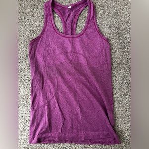 Lululemon fitted tank